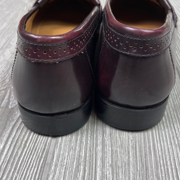 GH BASS & CO Oxblood Leather Loafers Men’s size 10 D main image 8